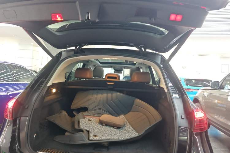 Used Mercedes-Benz GLE 2024 Refreshed GLE 350 4MATIC Stylish Edition
