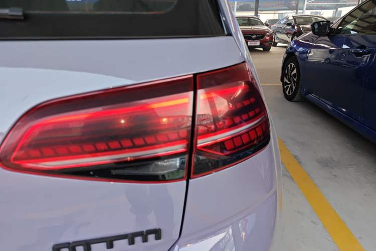 Used Volkswagen Golf 2019 280TSI DSG R-Line China VI Standard
