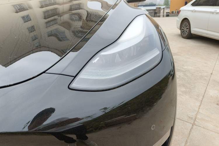 Used Tesla Model Y 2021 Standard Range Rear-Wheel Drive Version Left Front Headlight