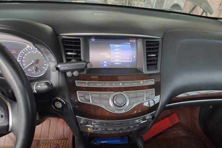 Used Infiniti QX60 2014 3.5L Four-Wheel Drive All-Terrain Version
