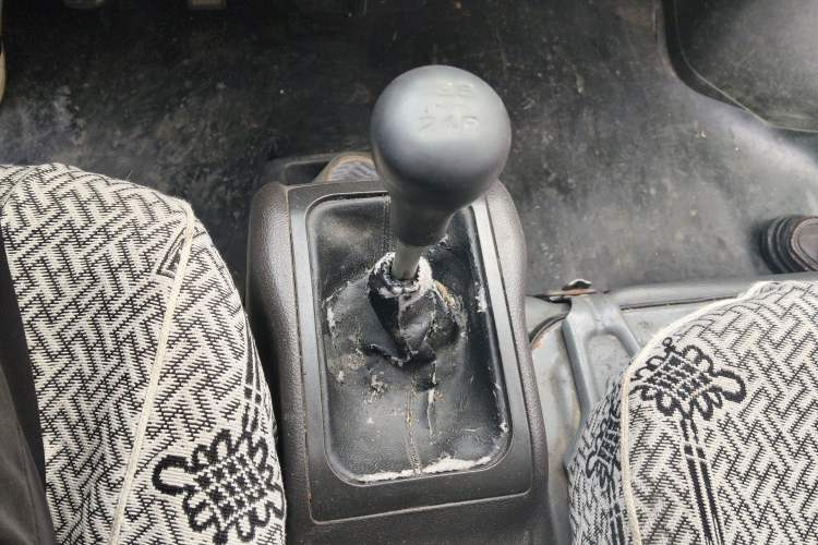 Used Wuling Rongguang 2019 1.5L Extended Basic Version Gear Lever