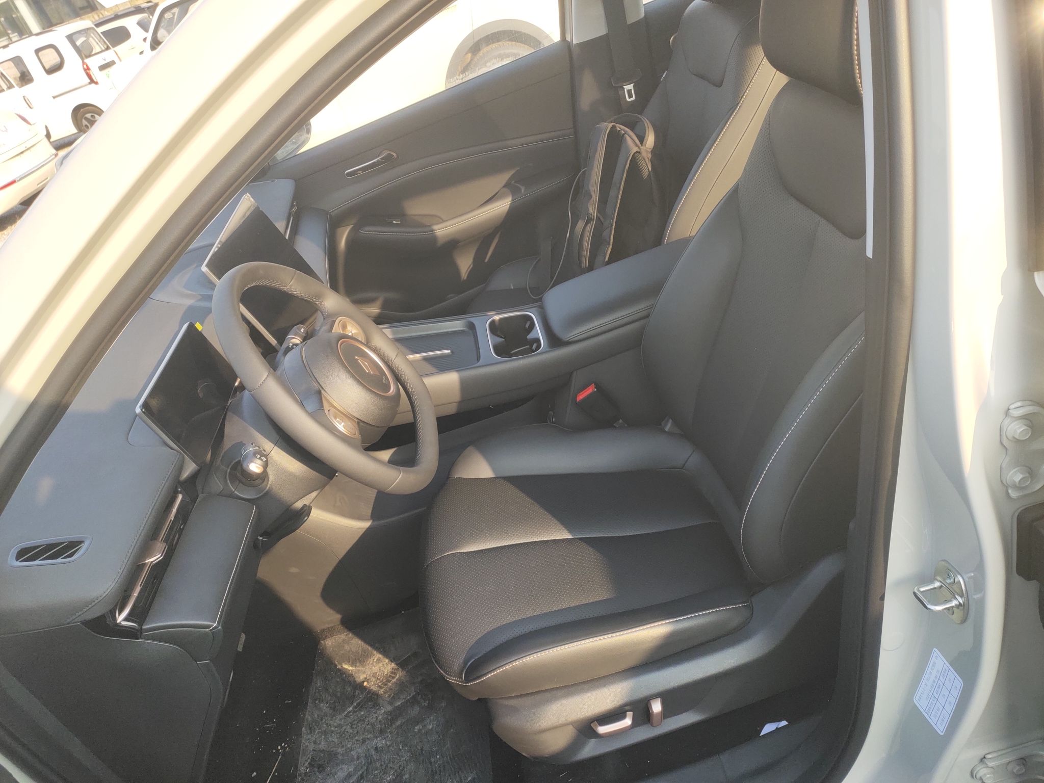 Переднее сиденье в автомобиле