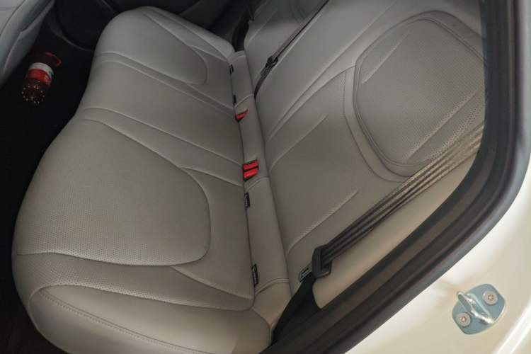 Used XPeng MONA M03 2025 600 with Ultra-Long Range Max Left Rear Seat
