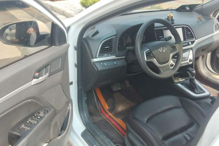 Used Hyundai Elantra (6th Generation / Lingdong) 2016 1.6L Automatic ZhiXuan – Elite Version Driver Seat