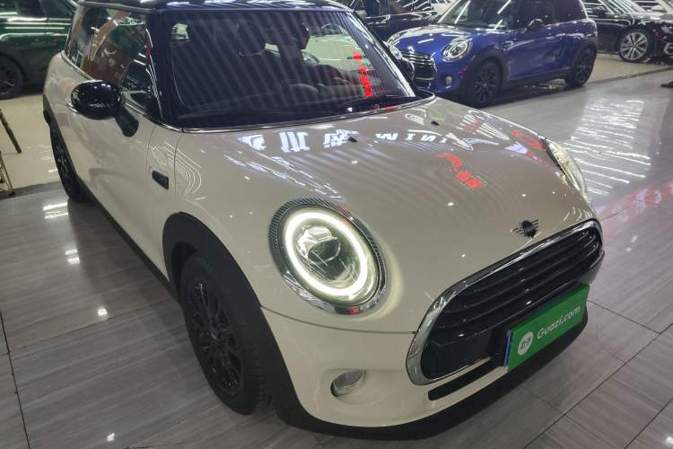 Used MINI MINI 2018 1.5T COOPER Classic Edition