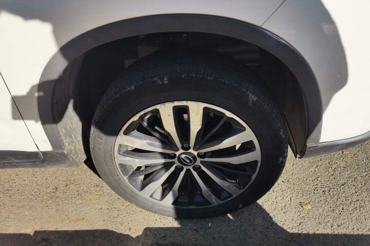 Used GAC Trumpchi GS4 2017 235T G-DCT Two-Wheel Drive Luxury Edition