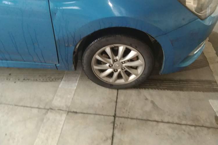 Used CHANGAN Alsvin V7 2015 1.6L Manual Enjoyment Model China IV Standard Right Front Wheel Hub