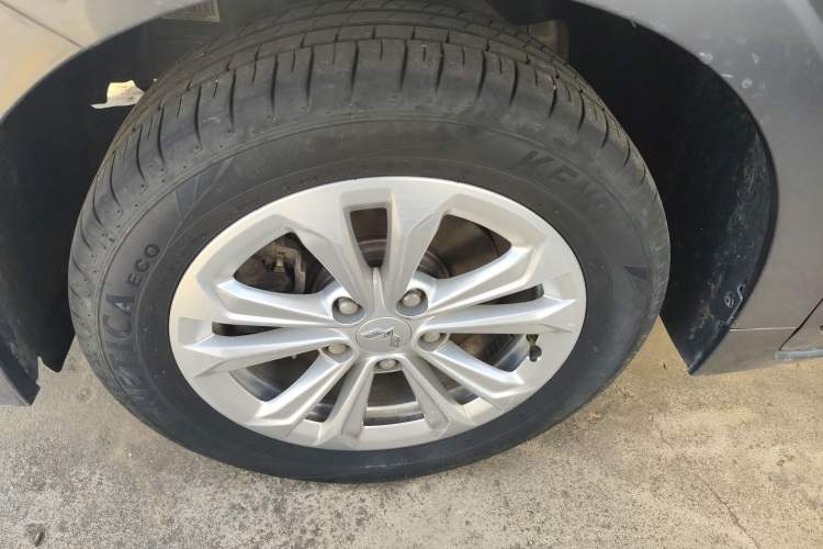 Used Wuling Jiachen 2022 1.5T Manual Light Enjoyment Dynamic Version
