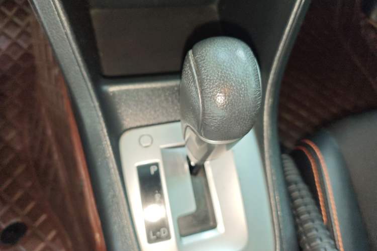 Used Subaru XV 2014 2.0i Comfort Edition
