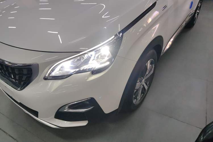 Used Peugeot 4008 2017 350THP Elite Edition Left Front Headlight