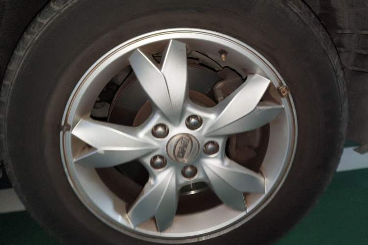 Used BYD S6 2013 Jingyue Edition 2.0L Manual Luxury Model 5 Seats