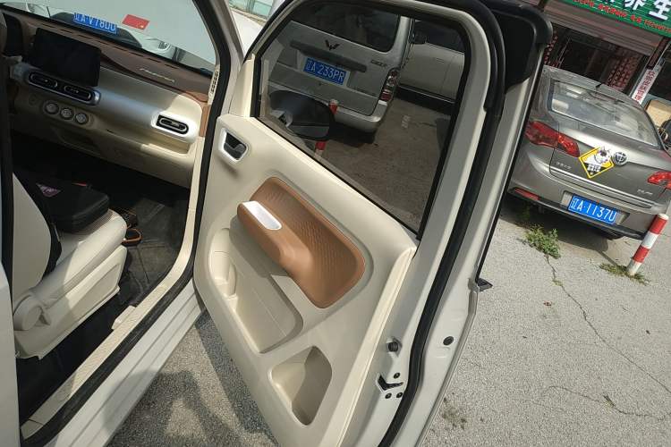 Used Wuling Hongguang MINIEV 2024 3rd Generation 215km Youth Edition