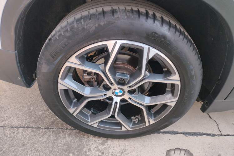 Used BMW X1 2020 sDrive25Li Leading Model
