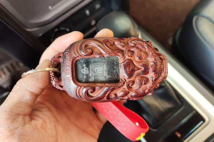 Used Toyota Prado 2018 3.5L Automatic TX-L with Rear-Mounted Spare Tire
