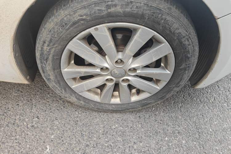 Used Kia K3 2013 1.6L Automatic GLS
