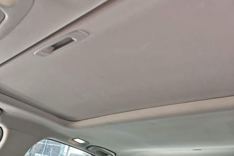 Used Infiniti Q50L 2018 2.0T Enjoyment Version China V Standard Headliner