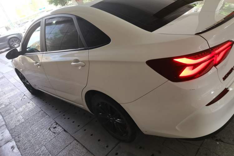 Used Chevrolet Monza 2019 Redline 320T Dual-Clutch Joyful Edition China VI Standard