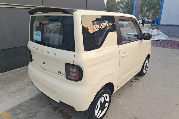 Used Geely Galaxy Panda 2025 210 km – Yuanqi Bear Rear Right 45 Deg