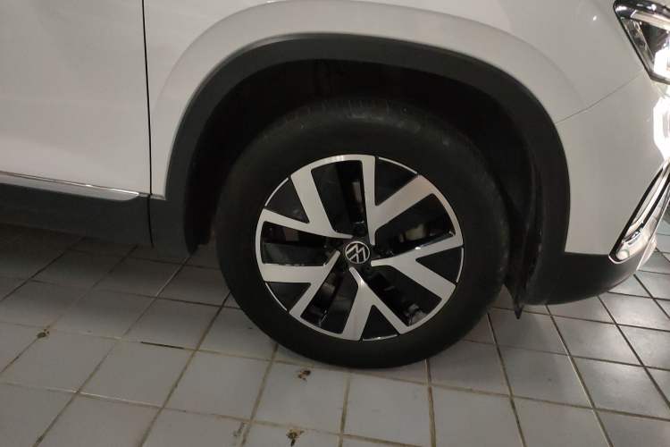 Used Volkswagen Tayron 2023 280TSI Two-Wheel-Drive Luxury Plus Advanced Version