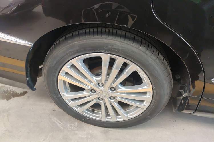 Used Honda Elysion 2016 2.4L Comfort Edition Right Rear Wheel Hub