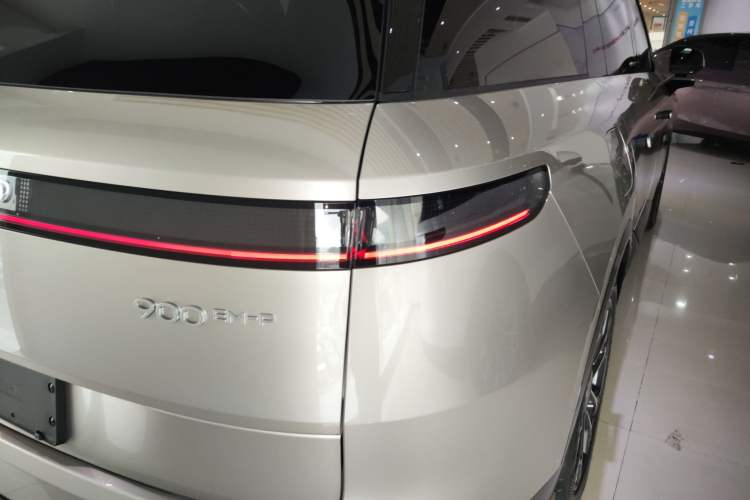 Used Lynk & Co 900 2025 2.0T Ultra