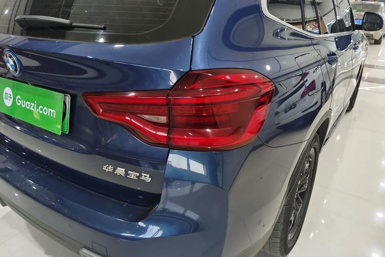 Used BMW iX3 2021 Leading Model
