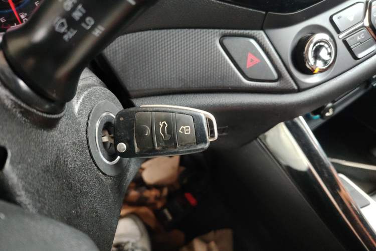 Used Cowin X5 2017 2.0L Manual Luxury Version