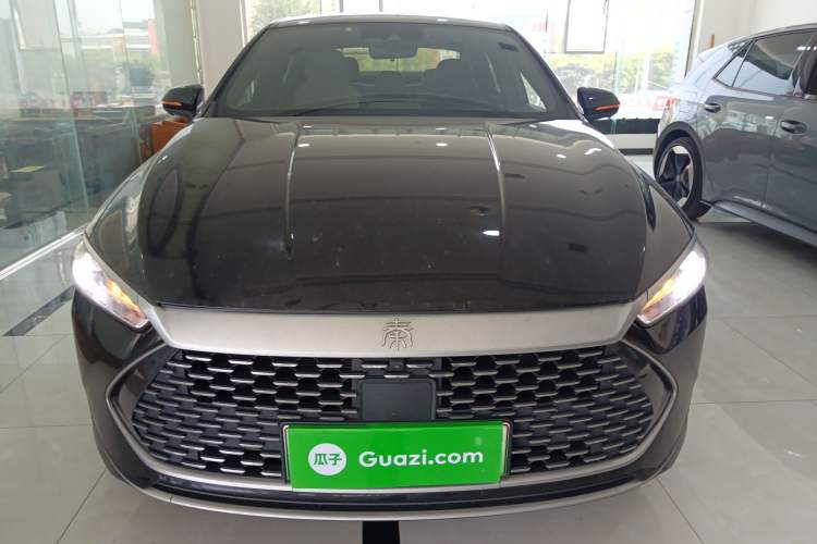 Used BYD Qin PLUS 2021 DM-i 120KM Flagship Model Front