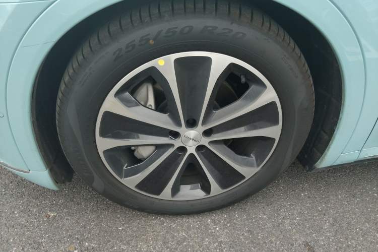 Used Hima Luxeed R7 2025 Range-Extended Version 251 km Max
