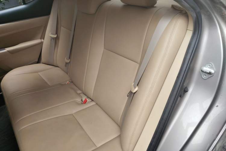 Used Toyota Corolla 2014 1.6L CVT GL
