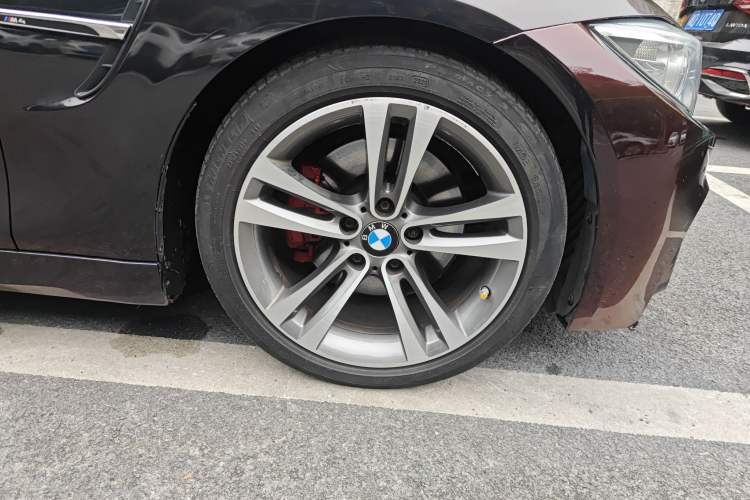 Used BMW 4 Series 2014 428i Convertible Sport Design Package
