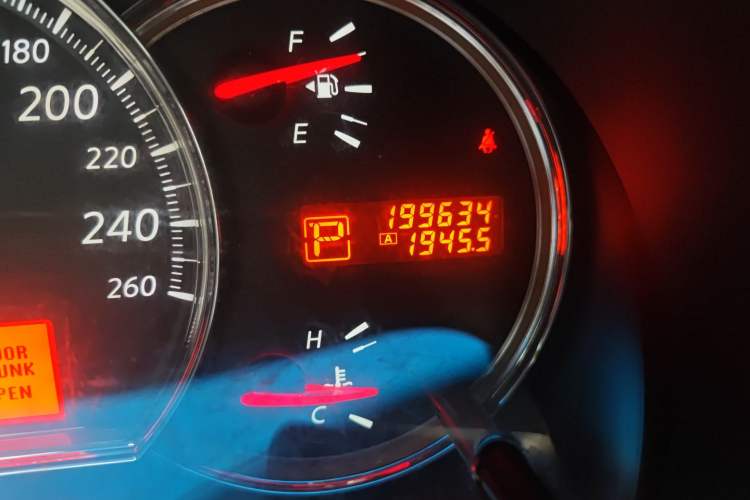 Used Nissan Teana 2008 Duke 2.5L XV Luxury Edition Odometer Close Up