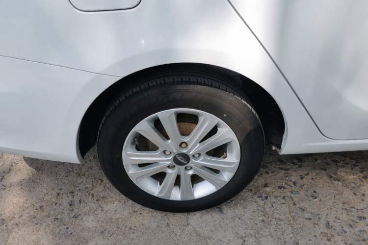 Used Chery E3 2015 1.5L Manual Fashion Model Right Rear Wheel Hub
