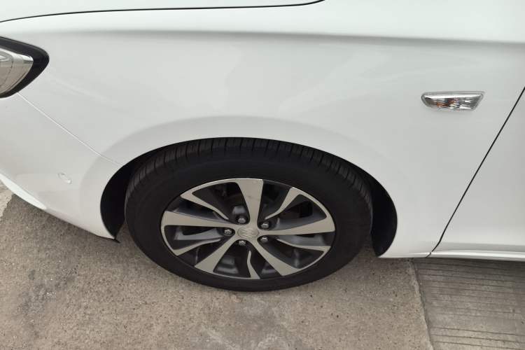 Used Buick Excelle GX 2018 18T Automatic Flagship Model
