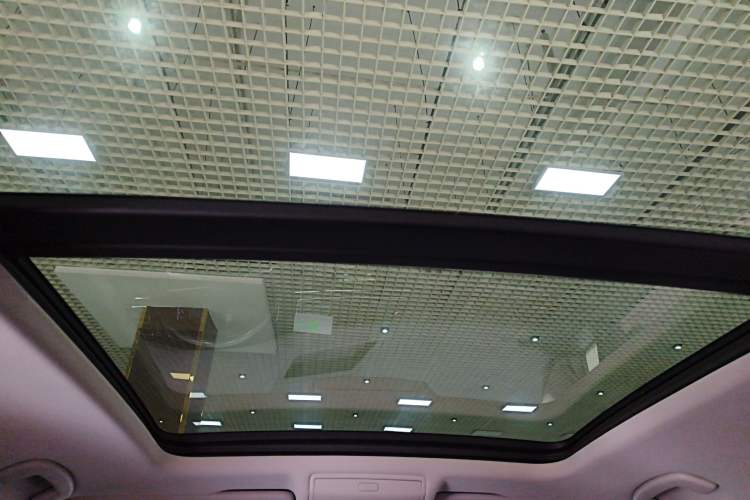 Used Volkswagen Tiguan L 2021 330TSI Automatic Two-Wheel Drive R-Line Enhanced Edition