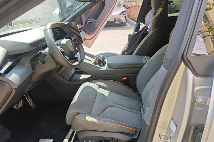 Used XPeng P7 2025 Model—750 All-Wheel-Drive Pengyi Ultra
