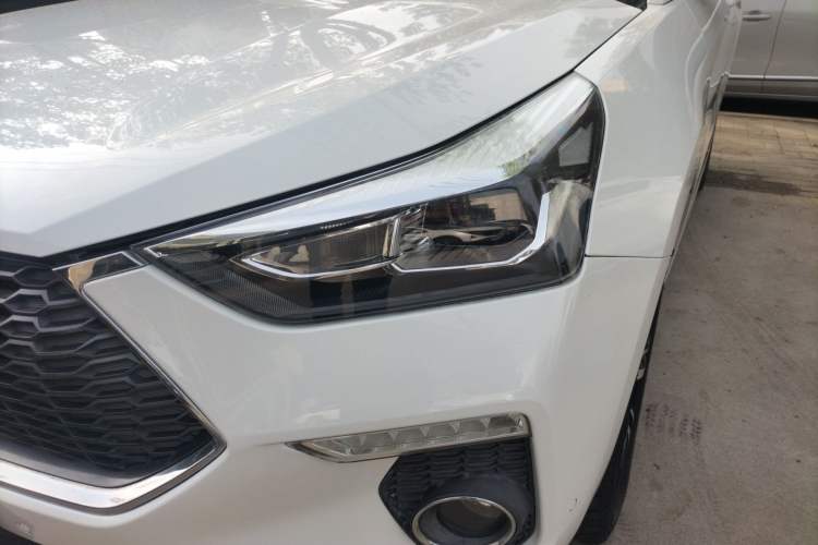 Used Haval H6 Coupe 2018 Red-Label 1.5T Automatic Two-Wheel Drive Ultra-Luxury Model Left Front Headlight