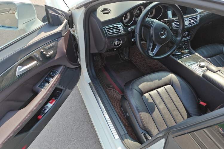 Used Mercedes-Benz CLS 2012 CLS 300 CGI