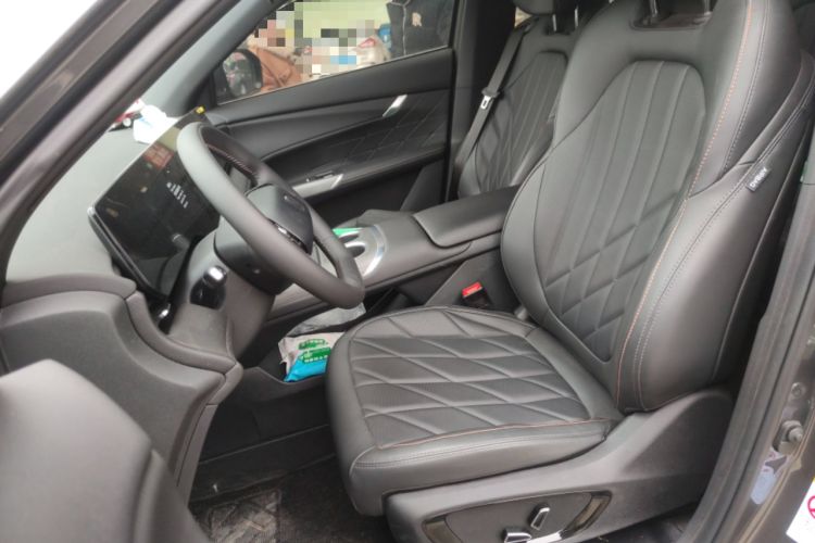 Used CHANGAN CS75 PLUS 2025 4th Generation 1.5T New Blue Whale Smart Luxury Edition
