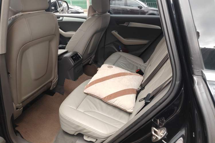 Used Audi Q5 2012 2.0TFSI Technology Model Left Rear Seat