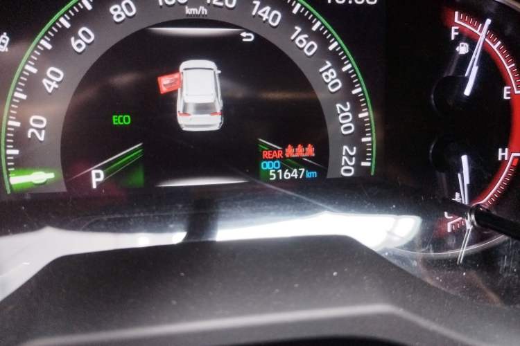 Used Toyota RAV4 2022 2.0L CVT Two-Wheel Drive Fashion Plus Edition Odometer Close Up