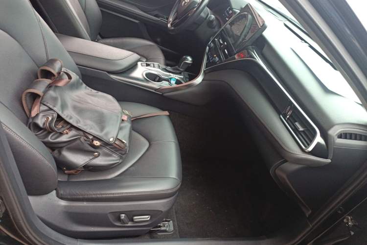 Used Toyota Camry 2021 2.5G Luxury Edition