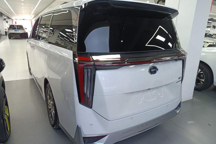 Used GAC Trumpchi M8 2023 Zongshi Series Dual-Motor Flagship Edition Rear Left 45 Deg