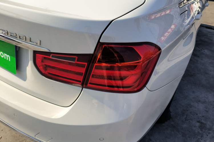 Used BMW 3 Series 2015 320Li Luxury Edition Fashion Model
