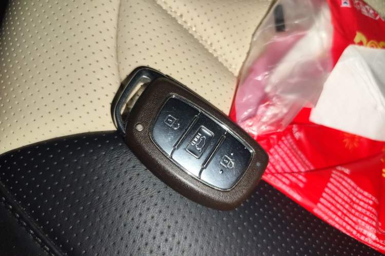 Used Hyundai Tucson 2015 1.6T Dual-Clutch Two-Wheel-Drive Smart Model
