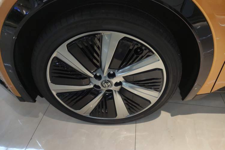 Used Toyota bZ5 2025 Model 550 PRO Smart Driving Edition
