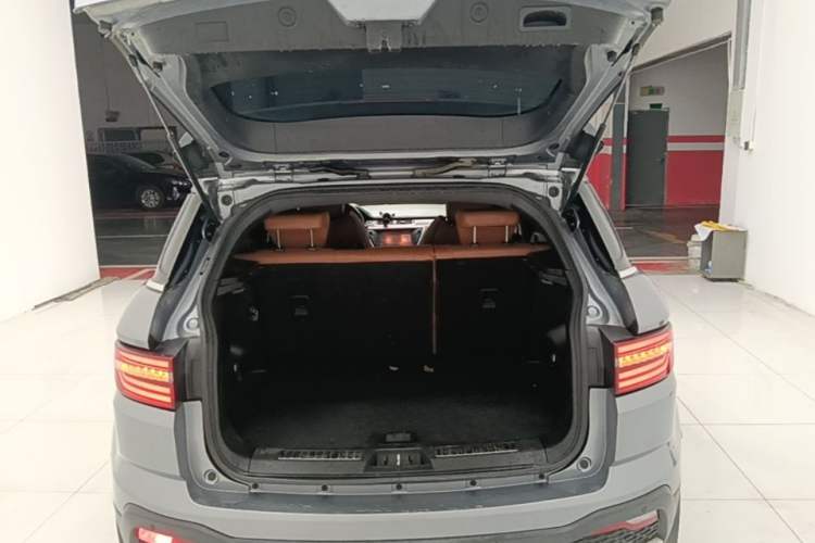 Used Land X7 2018 Geely Jingyue 1.5T Panoramic Luxury Model
