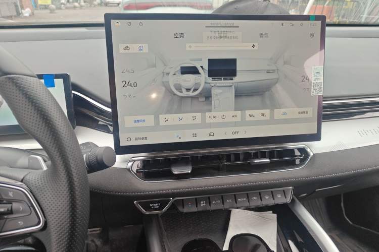 Used Geely Auto Preface 2025 Dongfang Yao 2.0TD Lanxing Edition Audio And AC Panel