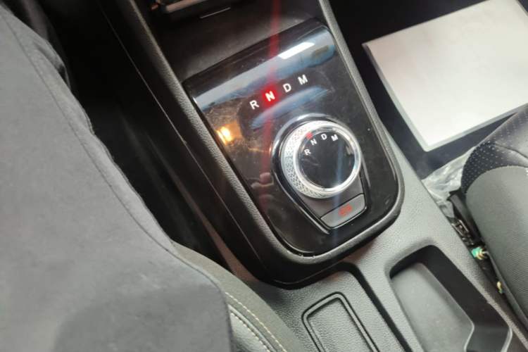 Used Baojun 310W 2018 1.5L Automatic Fashion Version China V Emission Standard
