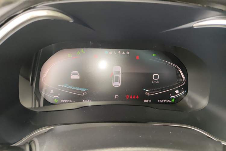 Used Wey VV6 2020 2.0T Two-Wheel Drive Smart Protection+
